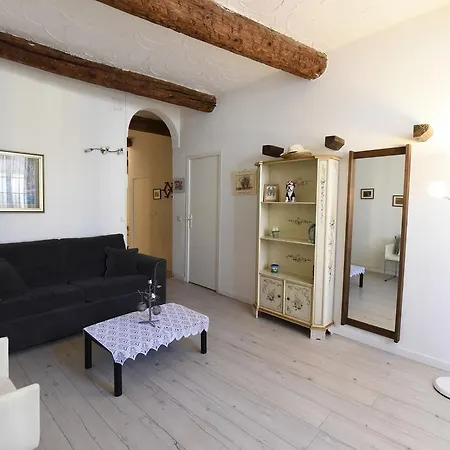 Apartman Great Flat In The Old Town Up To 4