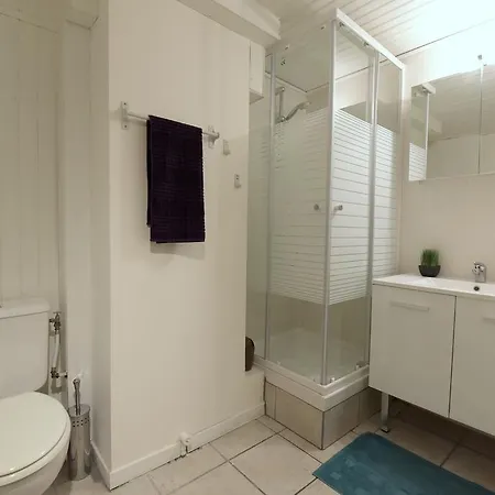 Great Flat In The Old Town Up To 4 *